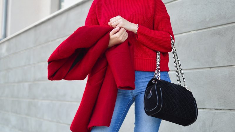 Damski sweter kaszmirowy – idealny na każdą porę roku